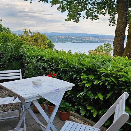 Elvira Apartment Opatija Bagian luar foto