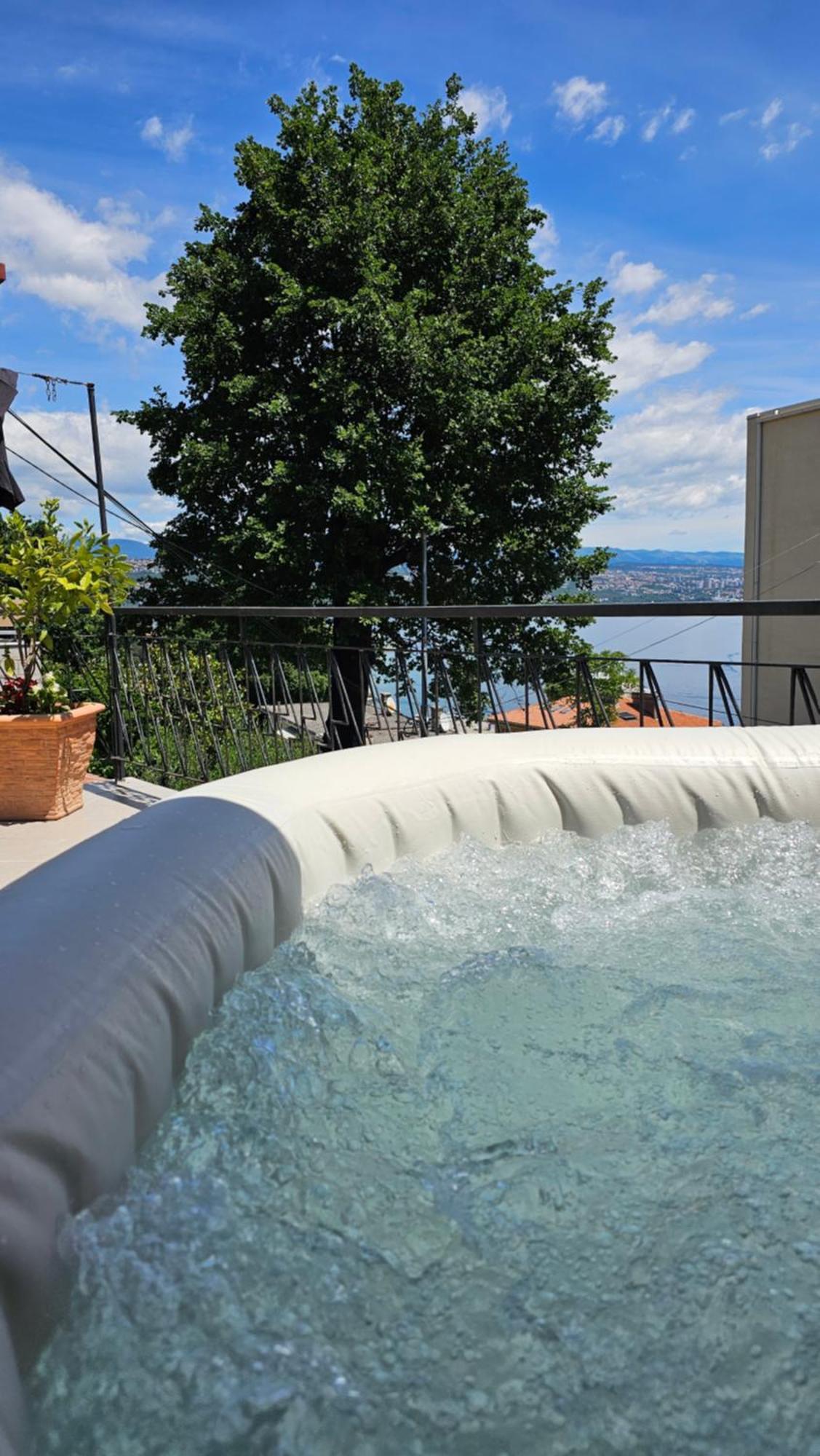 Elvira Apartment Opatija Bagian luar foto